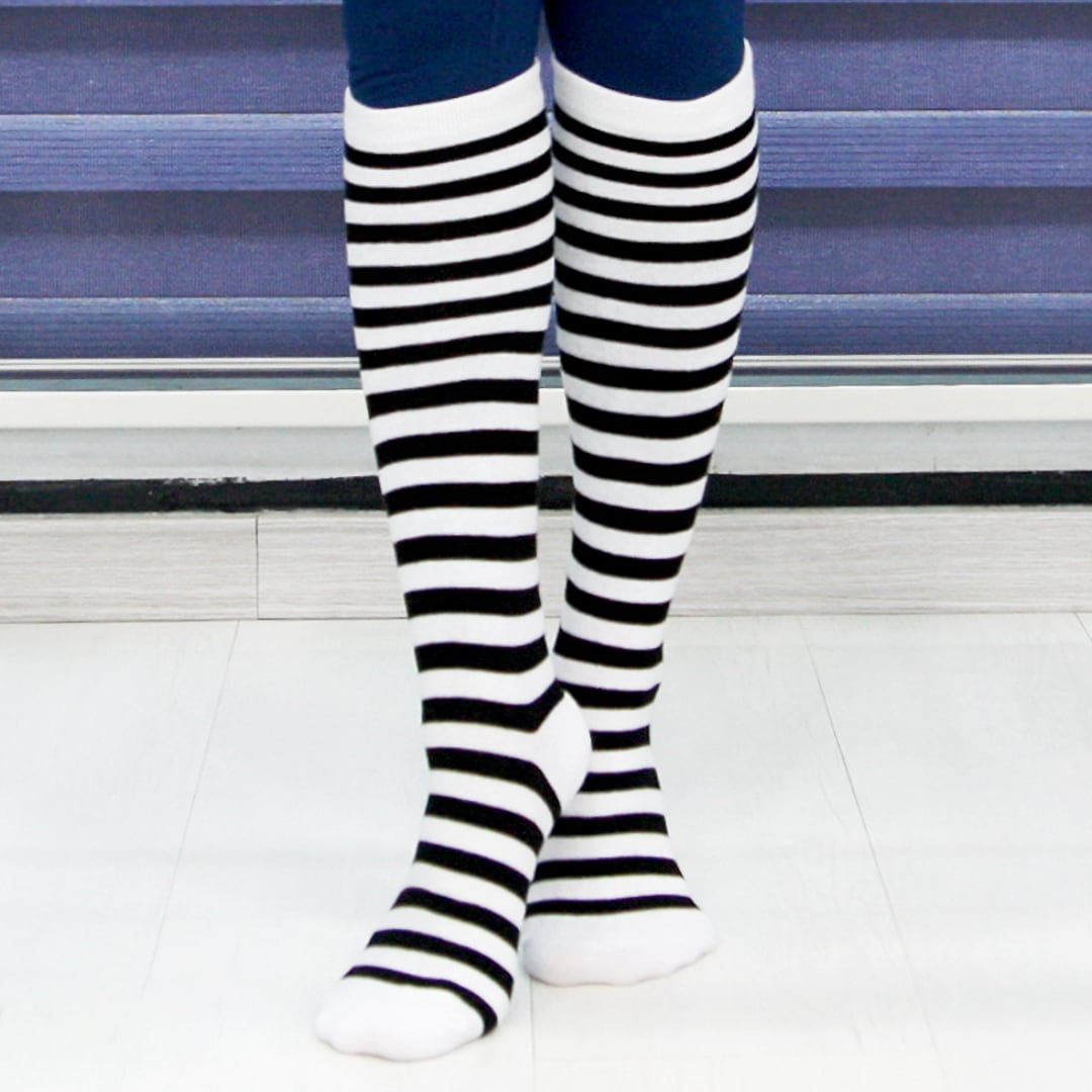 Women's Knee High Socks white stripe